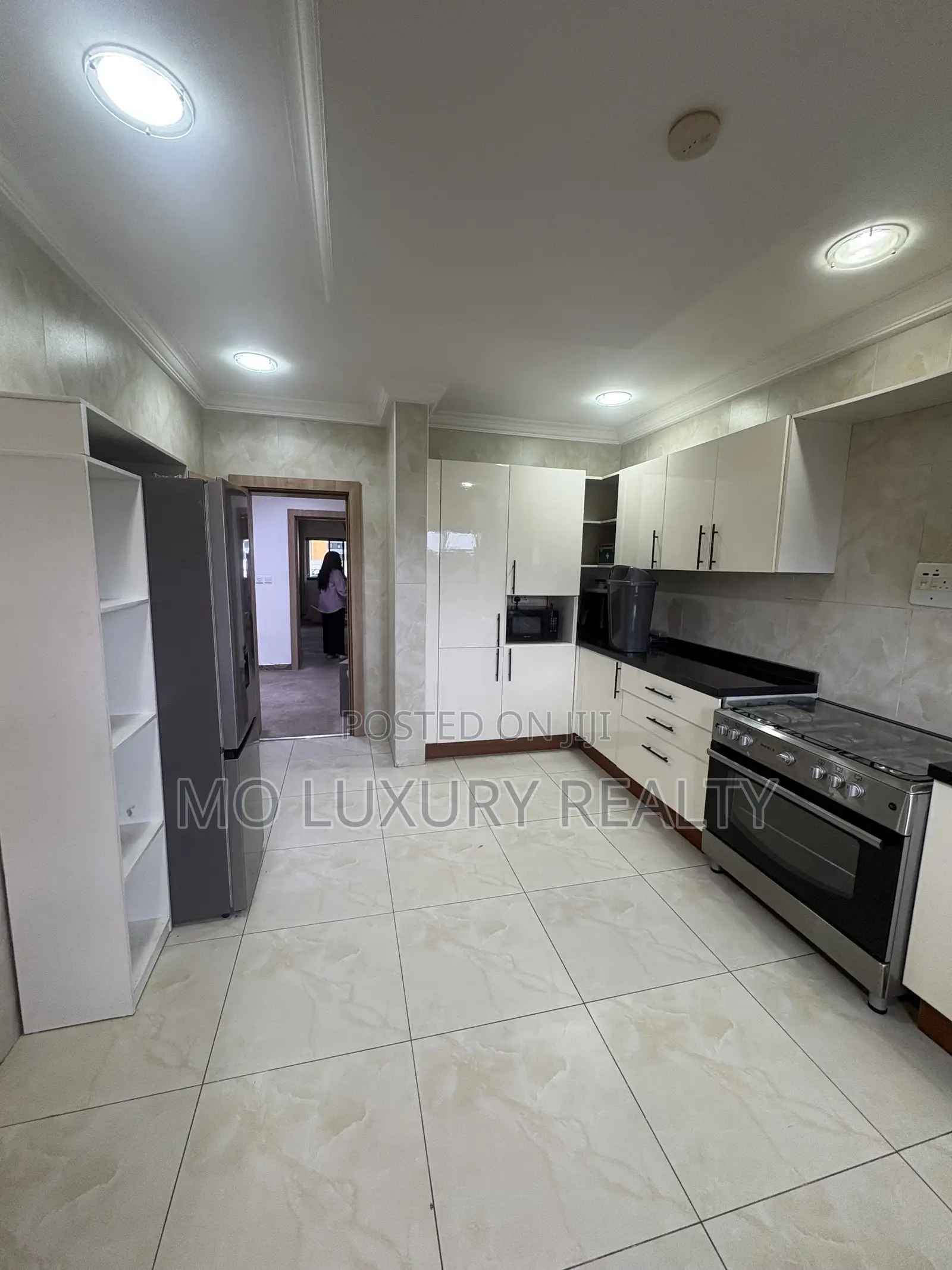 3bdrm Apartment in Ikoyi for rent in Ikoyi