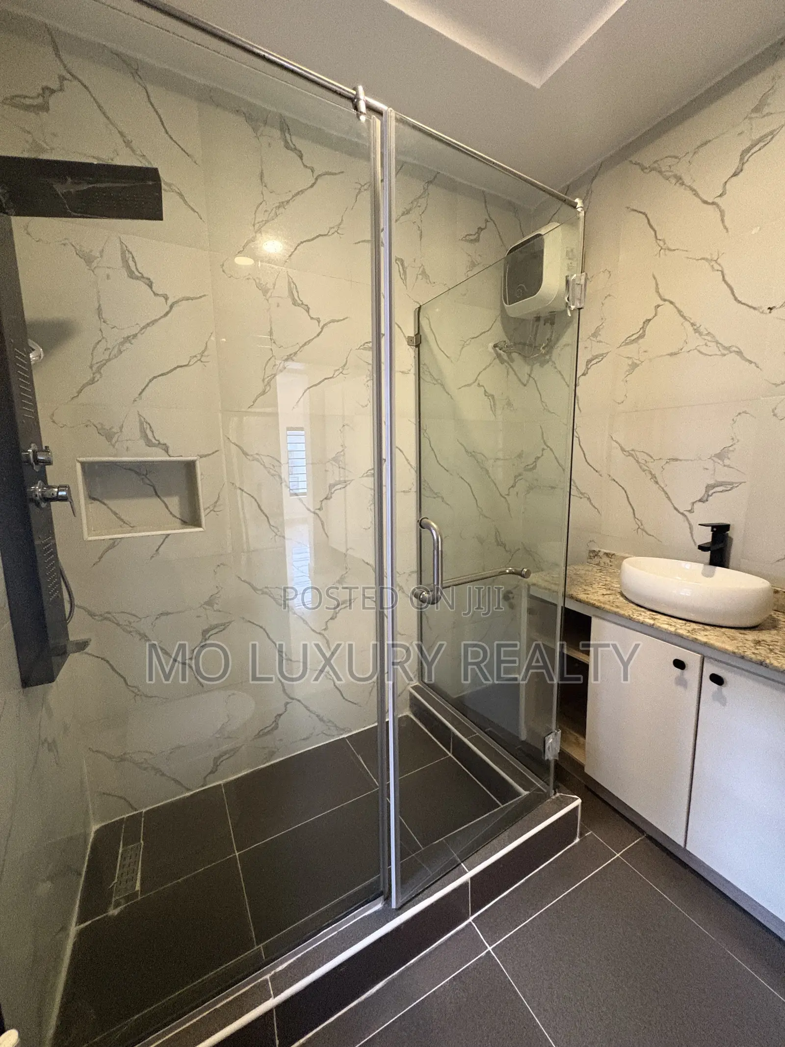 4bdrm Maisonette in Victoria Island for rent in Victoria Island