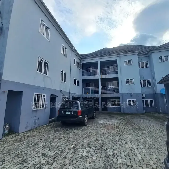 8bdrm Block of Flats in Rumuomasi Port for sale in Rumuomasi