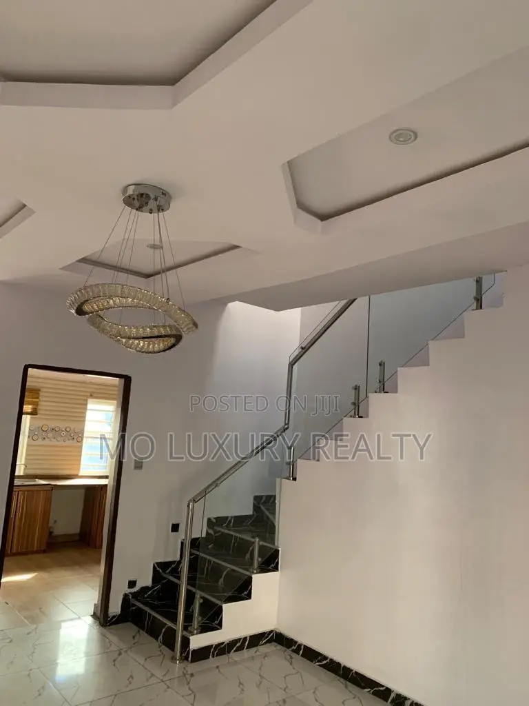 4bdrm Townhouse / Terrace in Lekki County, Ikota for rent in Ikota