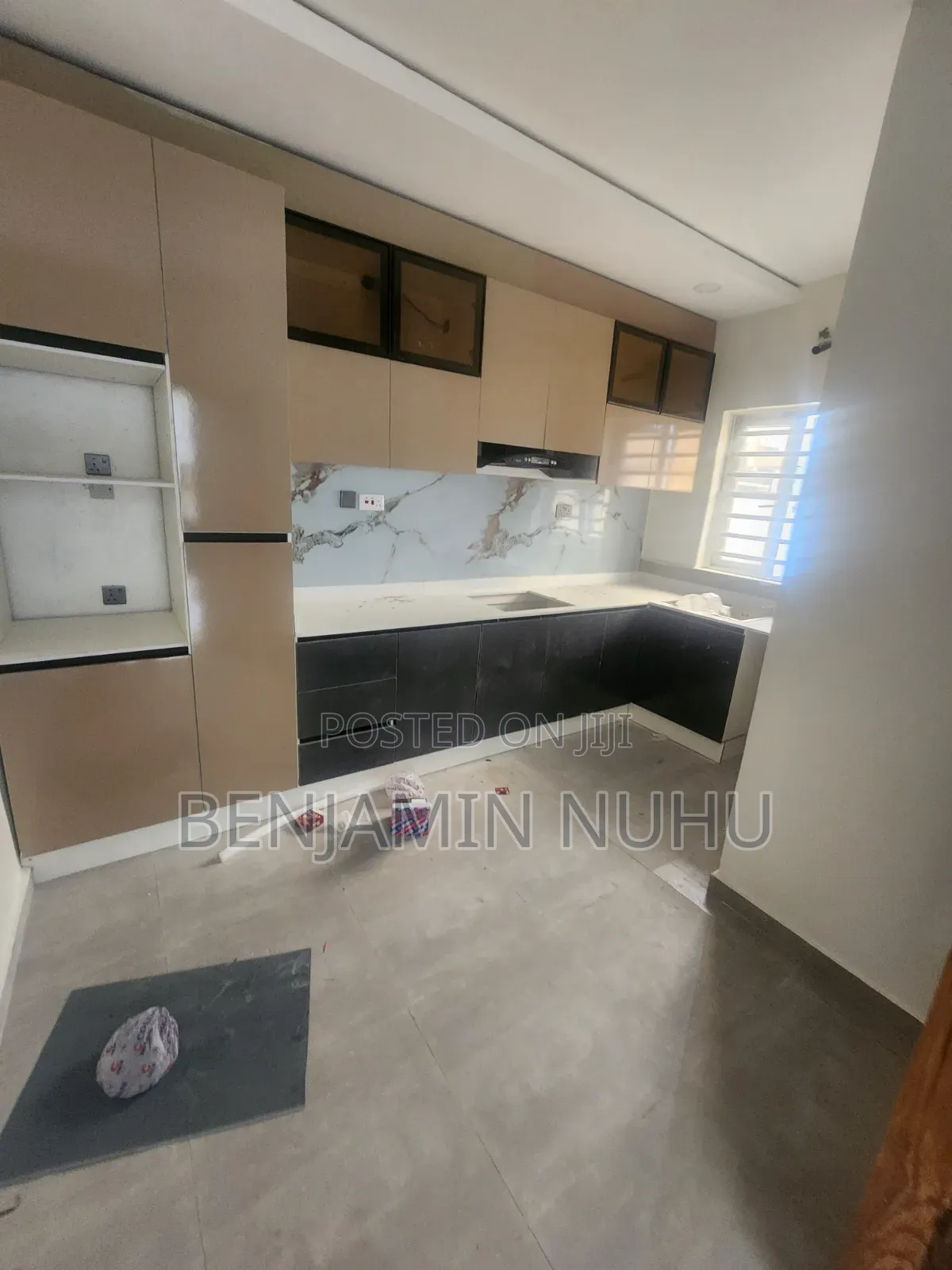 2bdrm Duplex in Mini Estate, Off Lekki-Epe Expressway for rent in Off Lekki-Epe Expressway