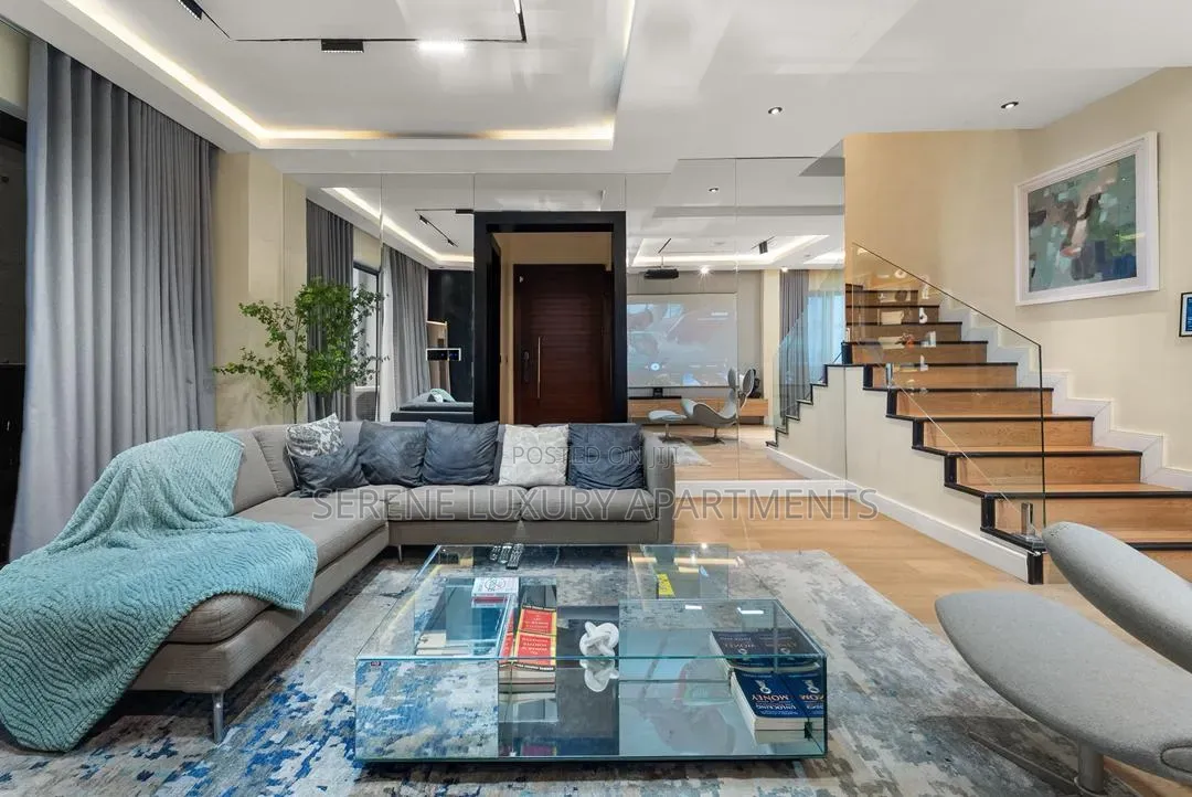 Luxurious 3bedroom Apartment With Home Cinema Pool Gym Ps5 in Lekki Phase 1