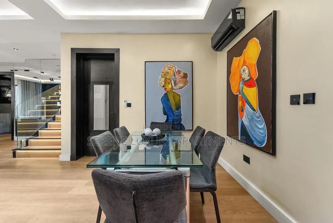 Luxurious 3bedroom Apartment With Home Cinema Pool Gym Ps5 in Lekki Phase 1