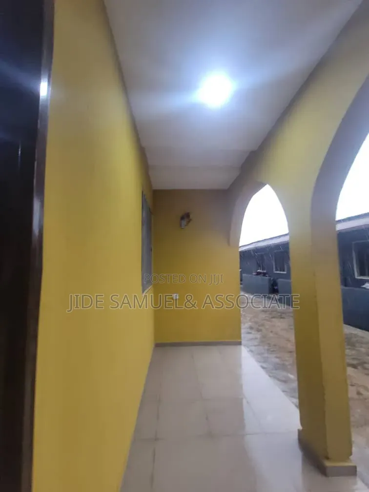 Furnished 2bdrm Block of Flats in Ayobo for rent in Ayobo