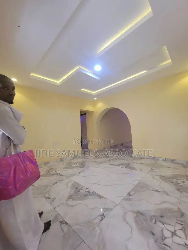 Furnished 2bdrm Block of Flats in Ayobo for rent in Ayobo