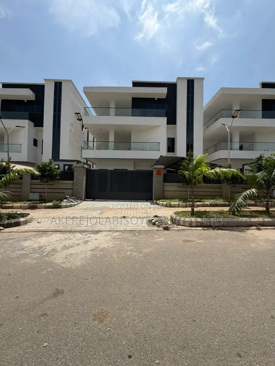 6bdrm Duplex in Katampe Extension for sale in Katampe Extension