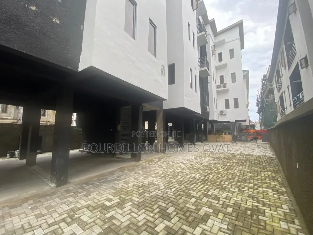 2bdrm Apartment in Ikate Lekki Lagos for rent in Ikate