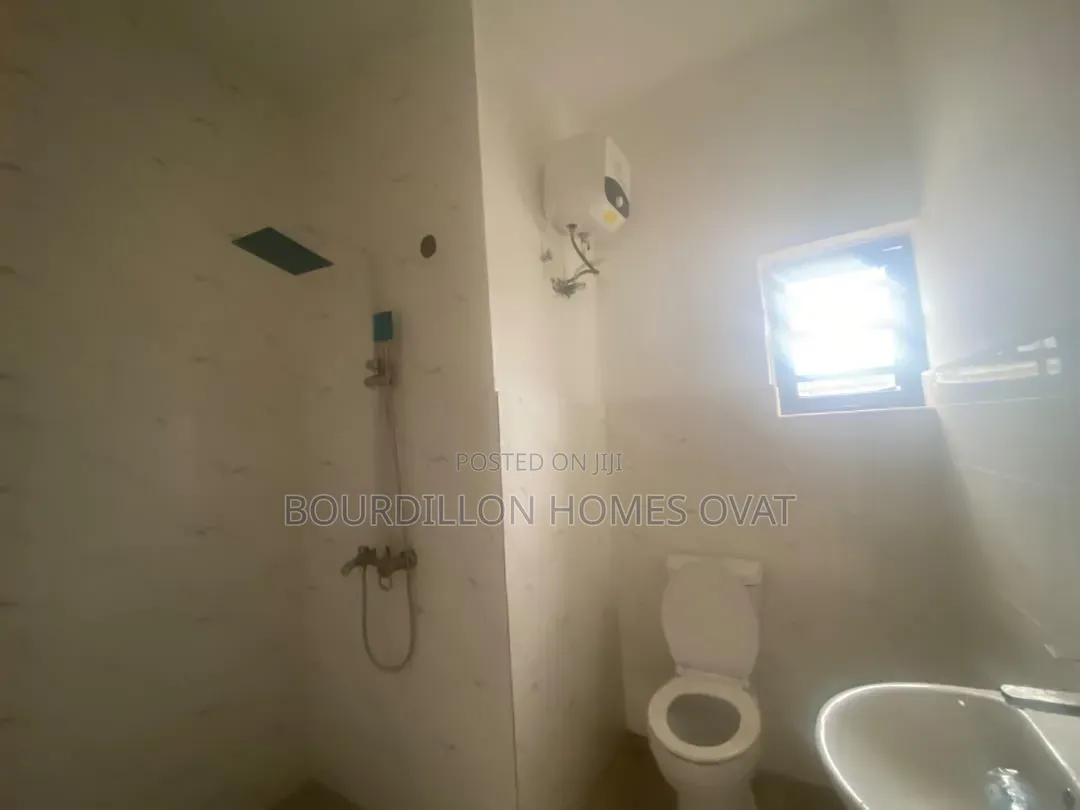 2bdrm Apartment in Ikate Lekki Lagos for rent in Ikate