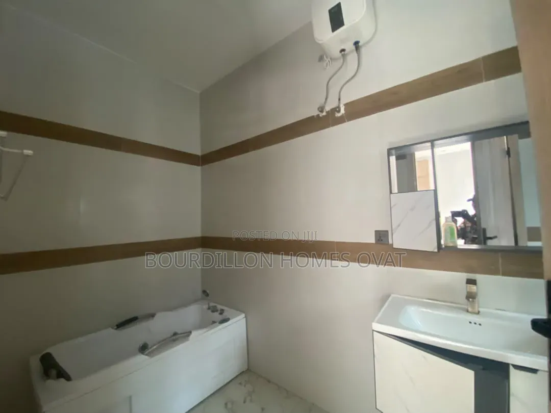 4bdrm Duplex in Orchid Lekki Lagos for rent in Lekki Expressway