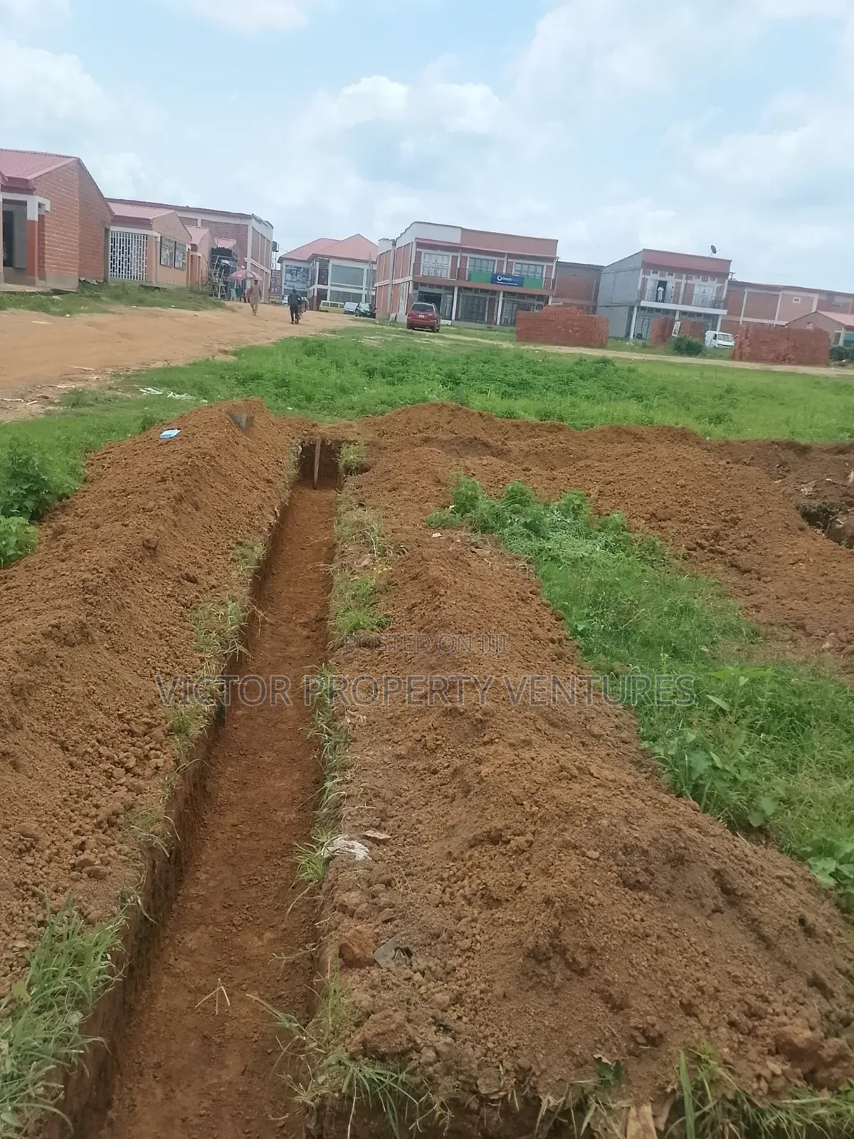 Space Shop Space to Build Duplex Shop Is Available for Sale at Fo1 Kub in Kubwa