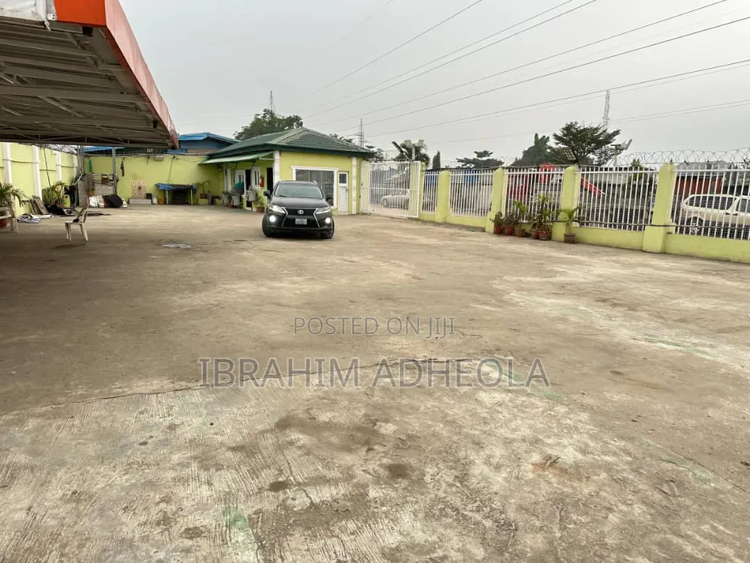500sqm of Commercial Land at Akilo Ikeja in Awolowo Way