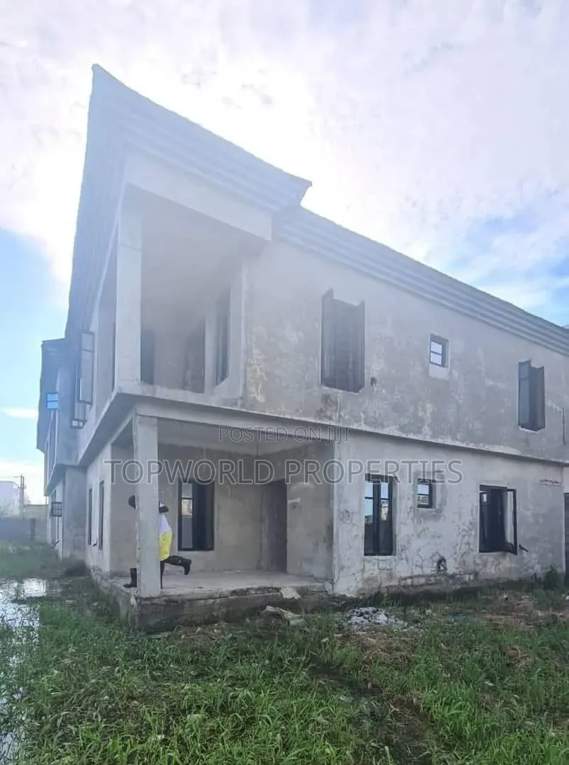 2bdrm Block of Flats in Sangotedo for sale in Sangotedo