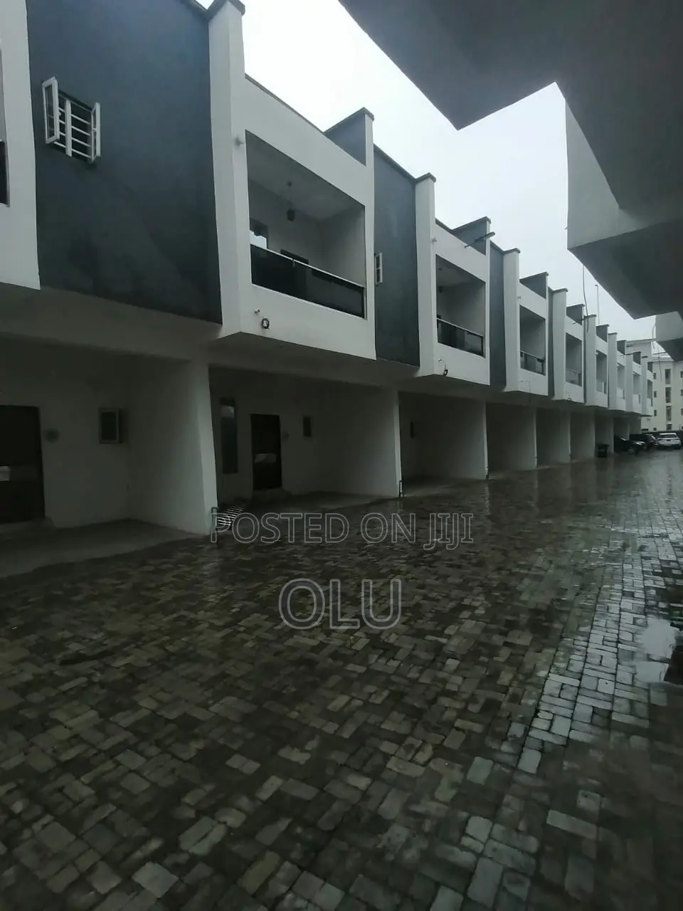Furnished 4bdrm Duplex in Ikota for sale in Ikota