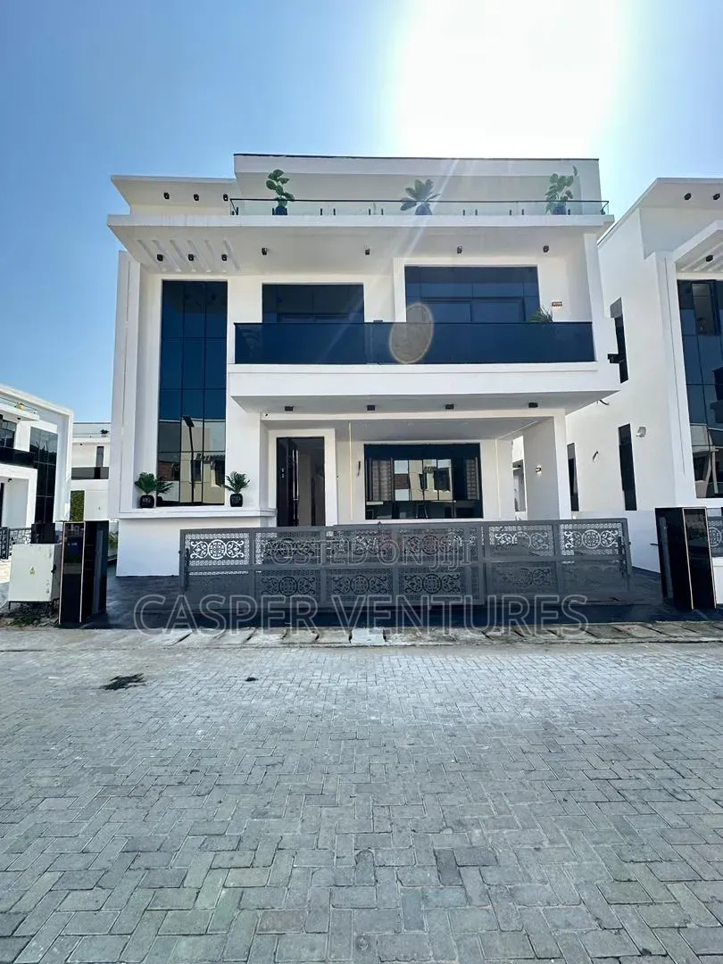 5bdrm Duplex in Chevron for sale in Chevron