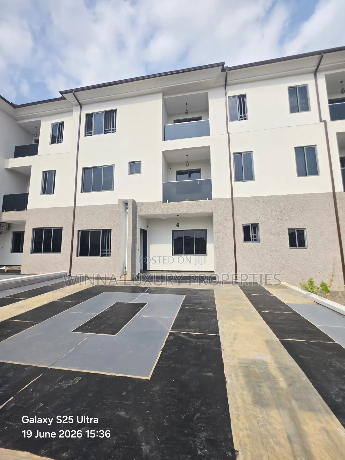 5bdrm Townhouse/Terrace in Jahi for sale in Jahi