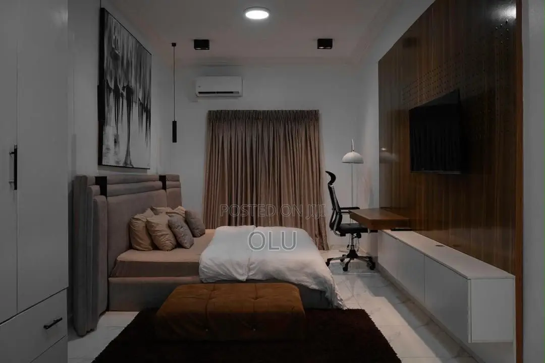 Furnished 2bdrm Block of Flats in Meadow Hall Way for rent in Ikate