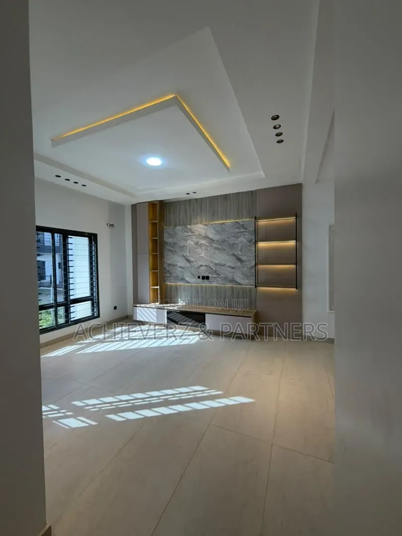 4bdrm Duplex in Guzape District for sale in Guzape District