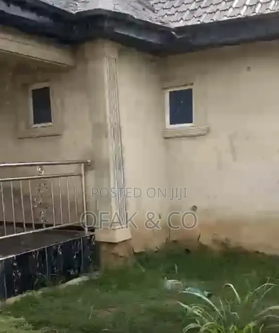 3bdrm Bungalow in Idishin for sale in Idishin
