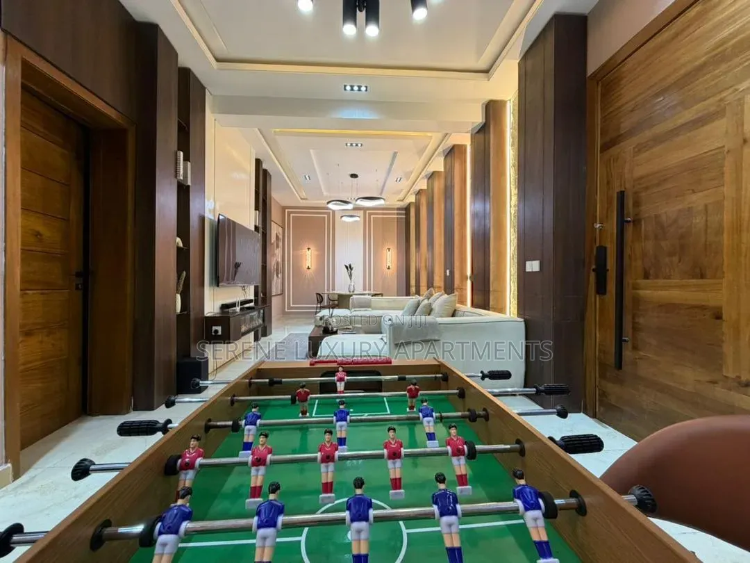 Luxury 2bedroom Apartment With Swimming Pool Gym and Balcony in Ikate