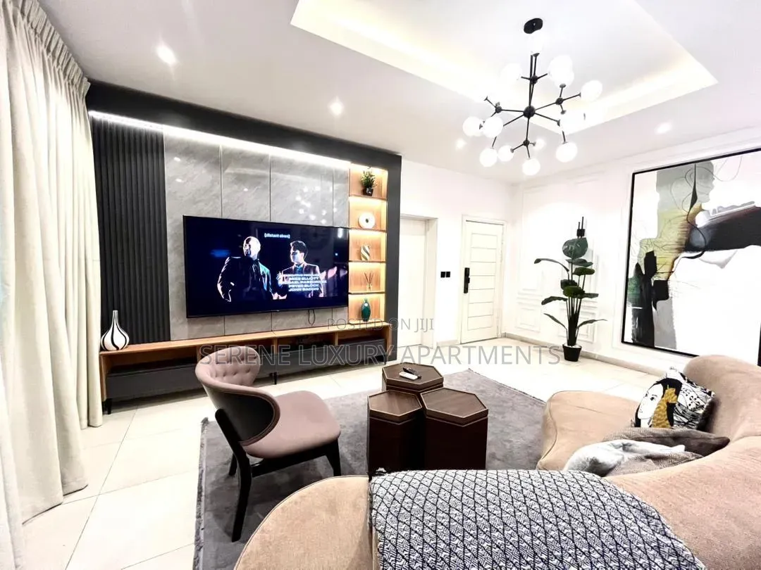 Luxury and Stylish One Bedroom Apartment in Victoria Island in Victoria Island Extension