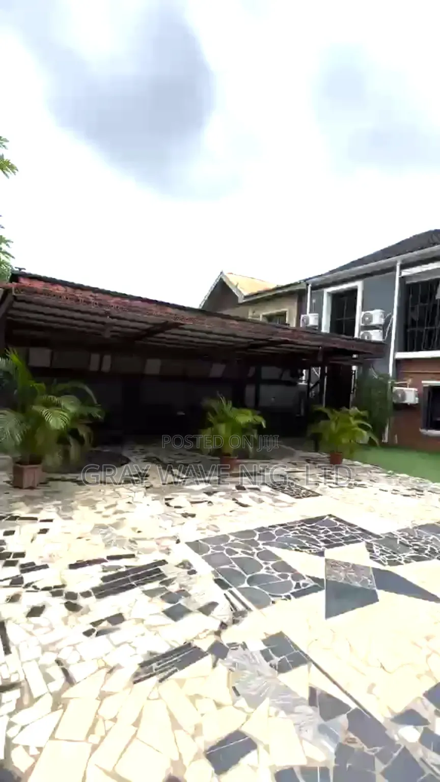 9 Bedrooms Hotel || Distress Sale in Gaduwa