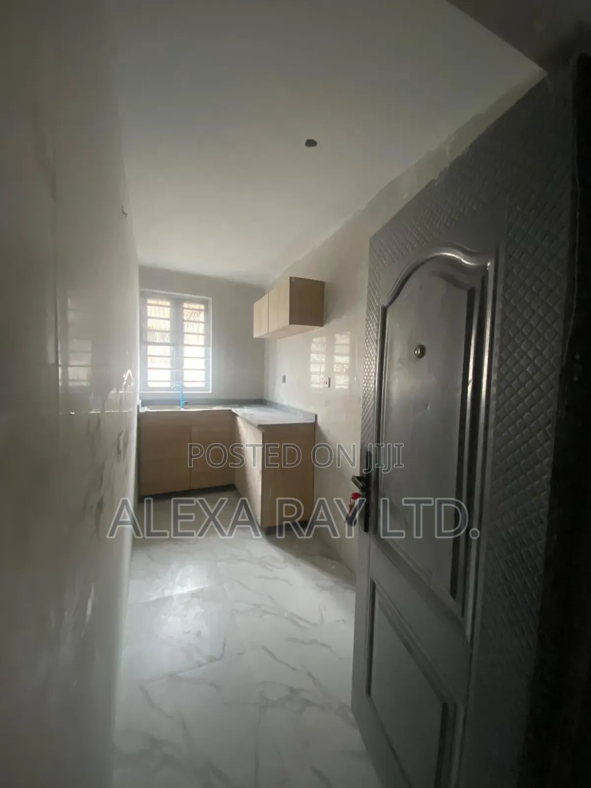 2bdrm Apartment in Chevron for rent in Chevron