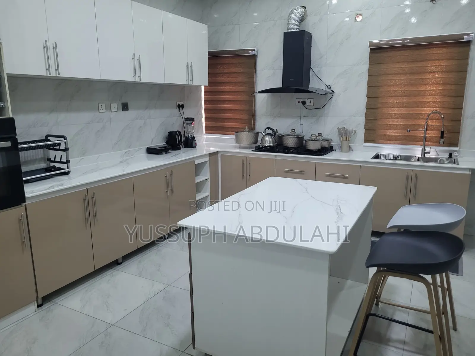 4 Bedrooms Allen Ikeja in Allen Avenue