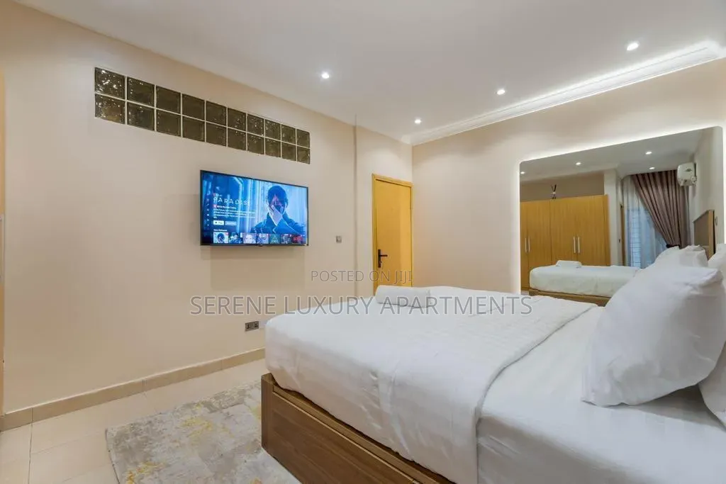 Luxury One Bedroom Apartment With Swimming Pool and Gym in Lekki Phase 1