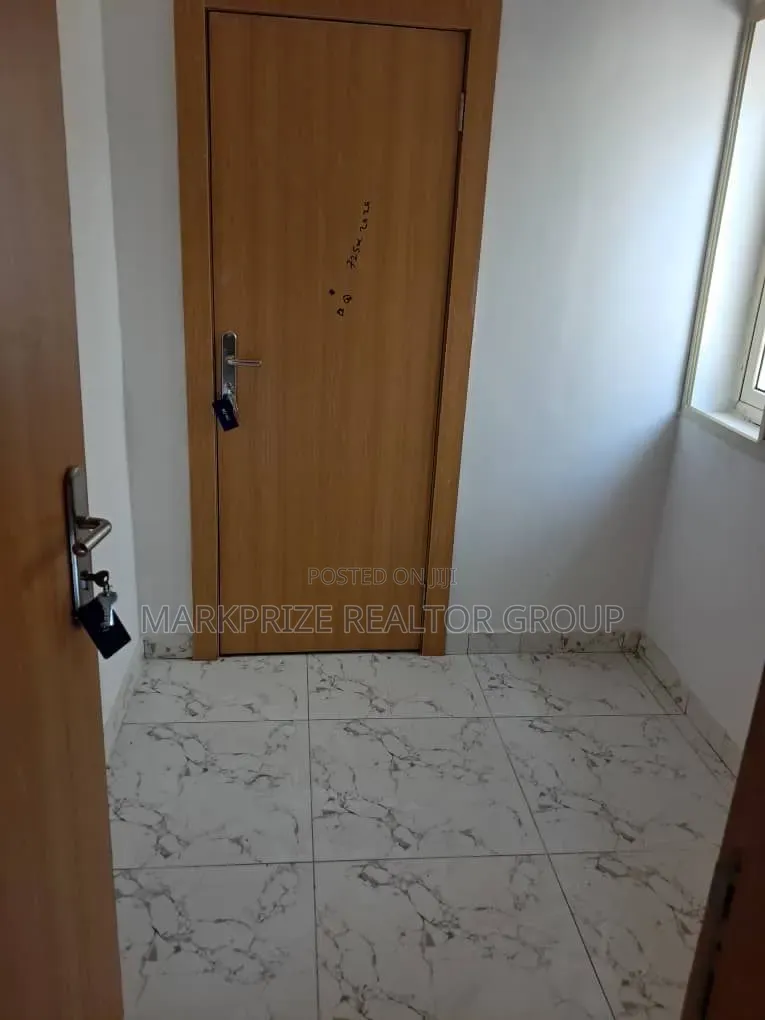 5bdrm Duplex in Ologolo Lekki for sale in Ologolo