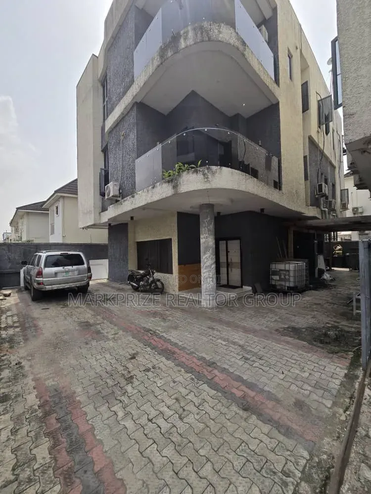 5bdrm Duplex in Ikate Lekki for sale in Ikate