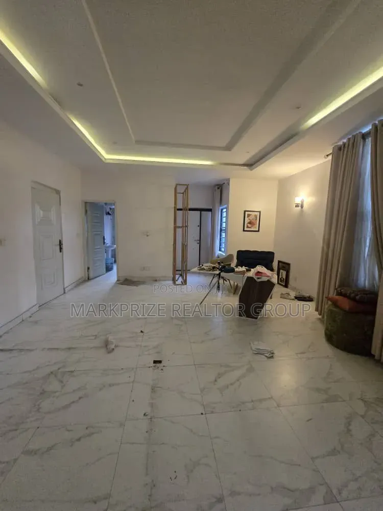 5bdrm Duplex in Ikate Lekki for sale in Ikate