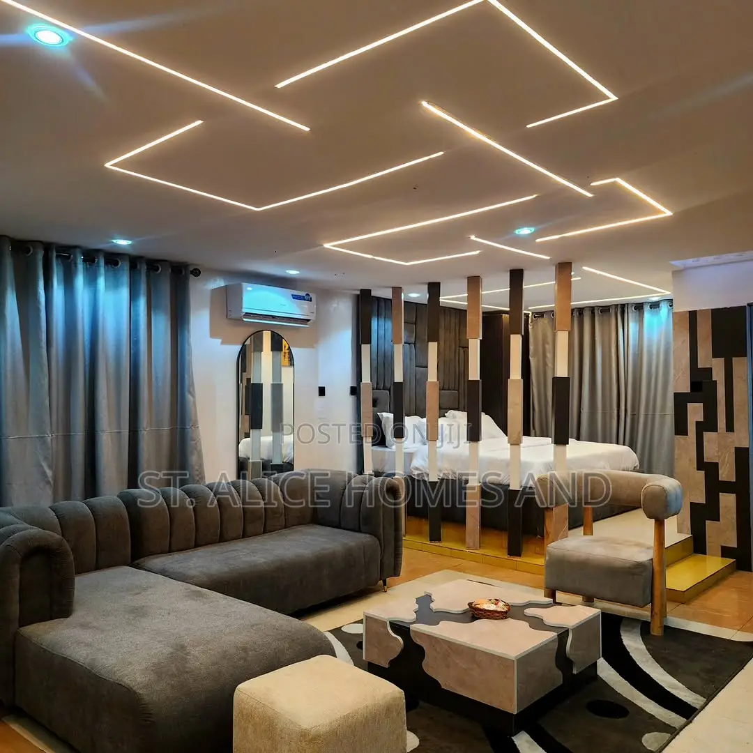 Mrfargi Residence 6 Bedroom Apartment With Ps5 & 2 Living Rooms Magodo in GRA Phase 2 Shangisha