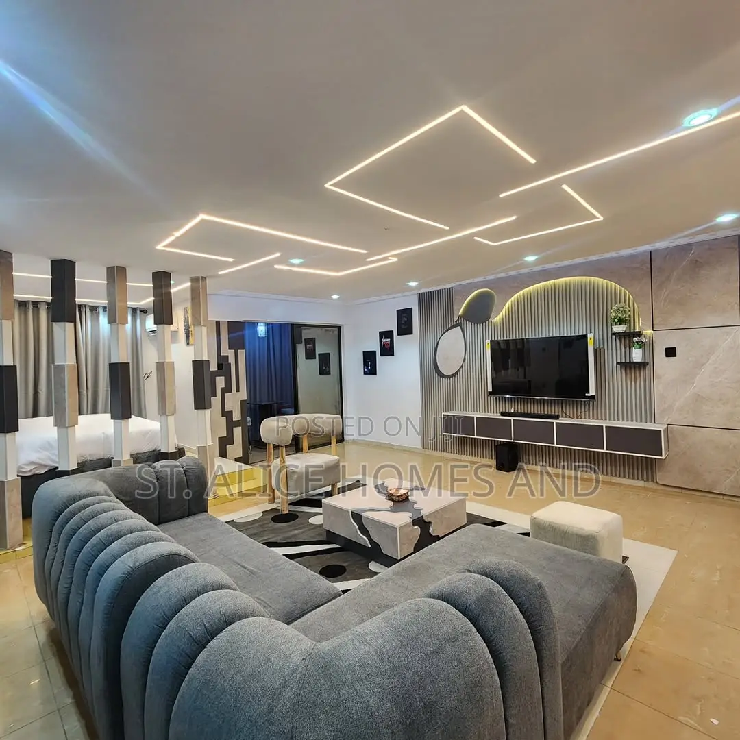 Mrfargi Residence 6 Bedroom Apartment With Ps5 & 2 Living Rooms Magodo in GRA Phase 2 Shangisha