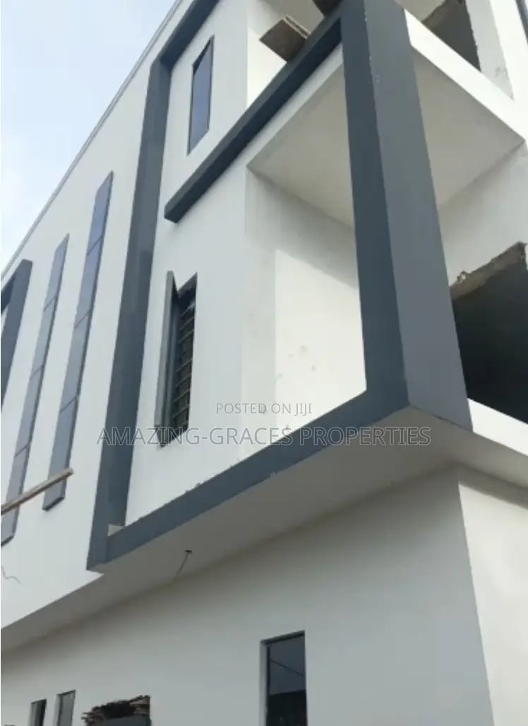 Furnished 4bdrm Duplex in GRA Phase 1 for sale in GRA Phase 1