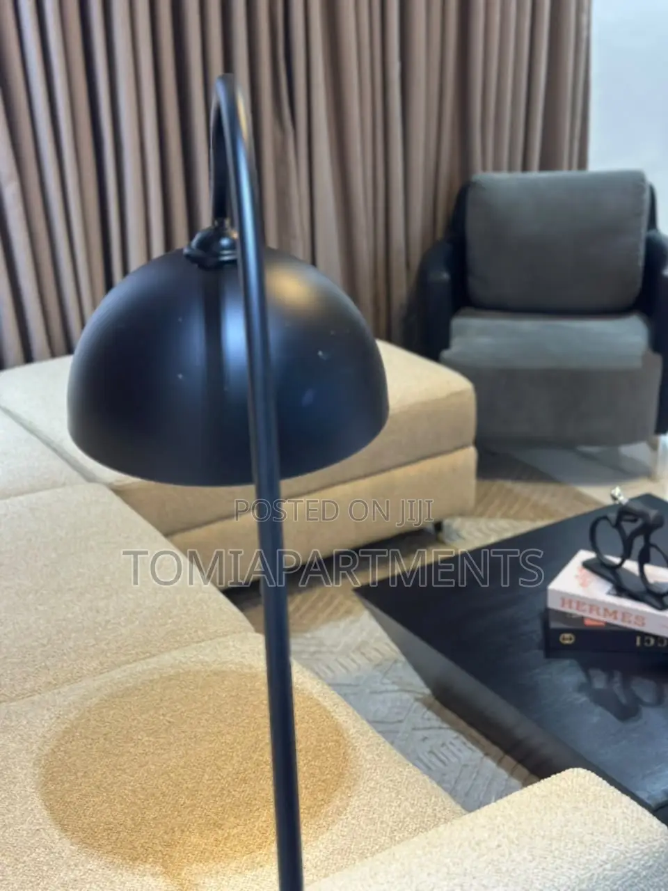 Exclusive 1 Bedroom Shortlet In Ikoyi in Awolowo Road