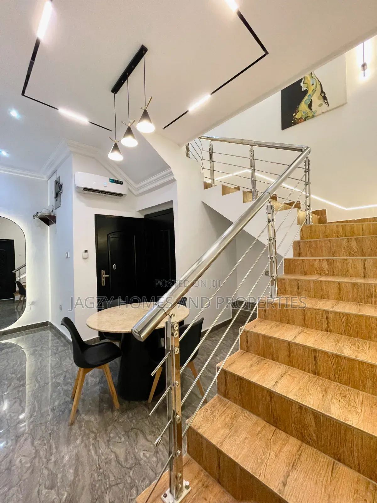 Peaceful Shortlet With Steady Power Supply in Lekki Phase 1