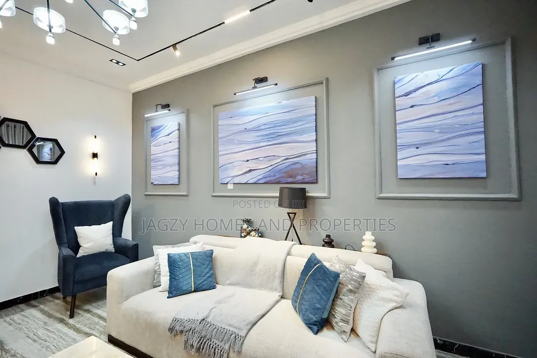 Peaceful Shortlet With Steady Power Supply in Lekki Phase 1
