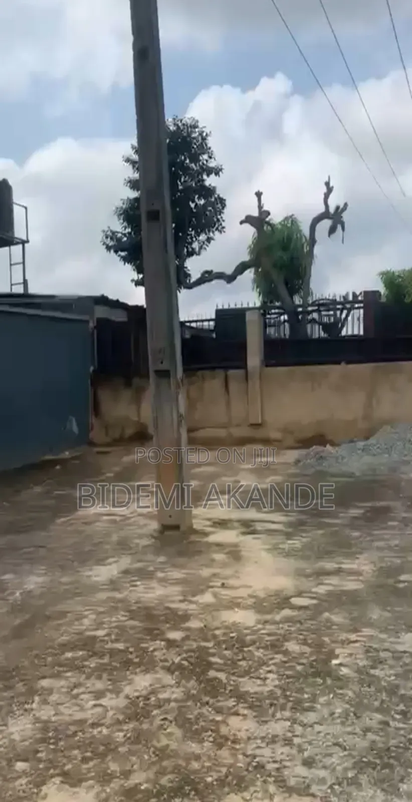 Commercial Warehouse Facing Lagos–Ibadan Expressway, Mowe – ₦300m in Obafemi-Owode
