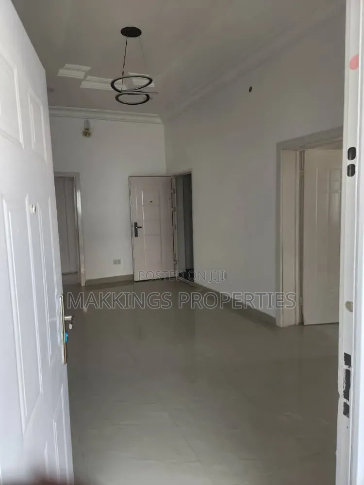 2bdrm Apartment in Lekki Phase 1 for rent in Lekki Phase 1