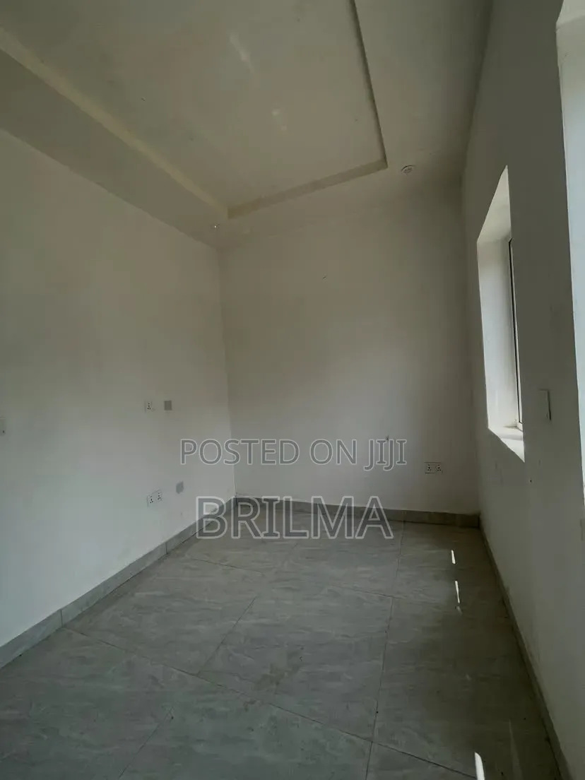 4bdrm Duplex in Karsana for sale in Karsana