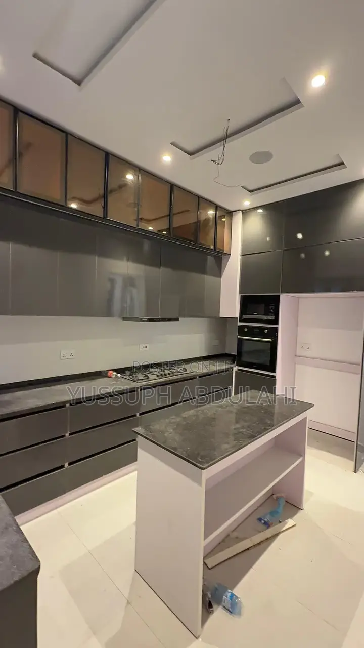 4bdrm Duplex in Adeniyi Jone for sale in Adeniyi Jones