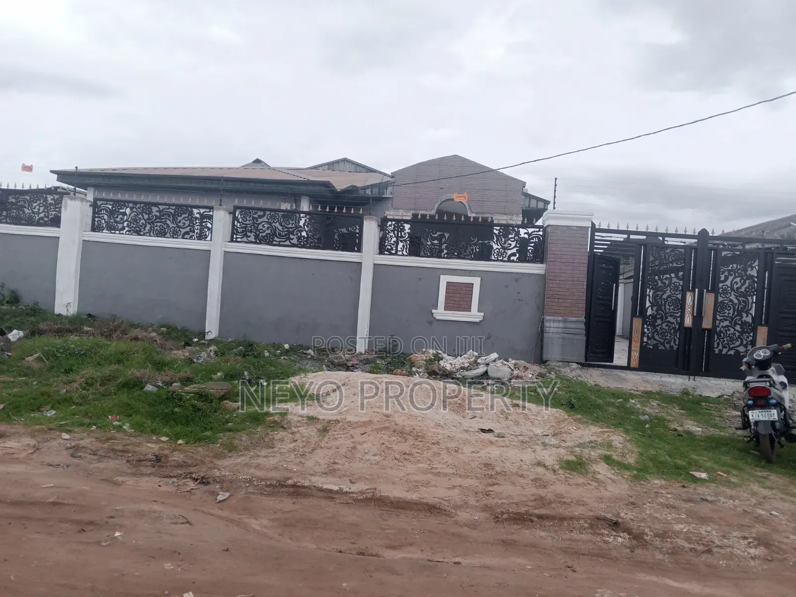 1bdrm Block of Flats in Saint Hotel, Igbogbo for rent in Igbogbo