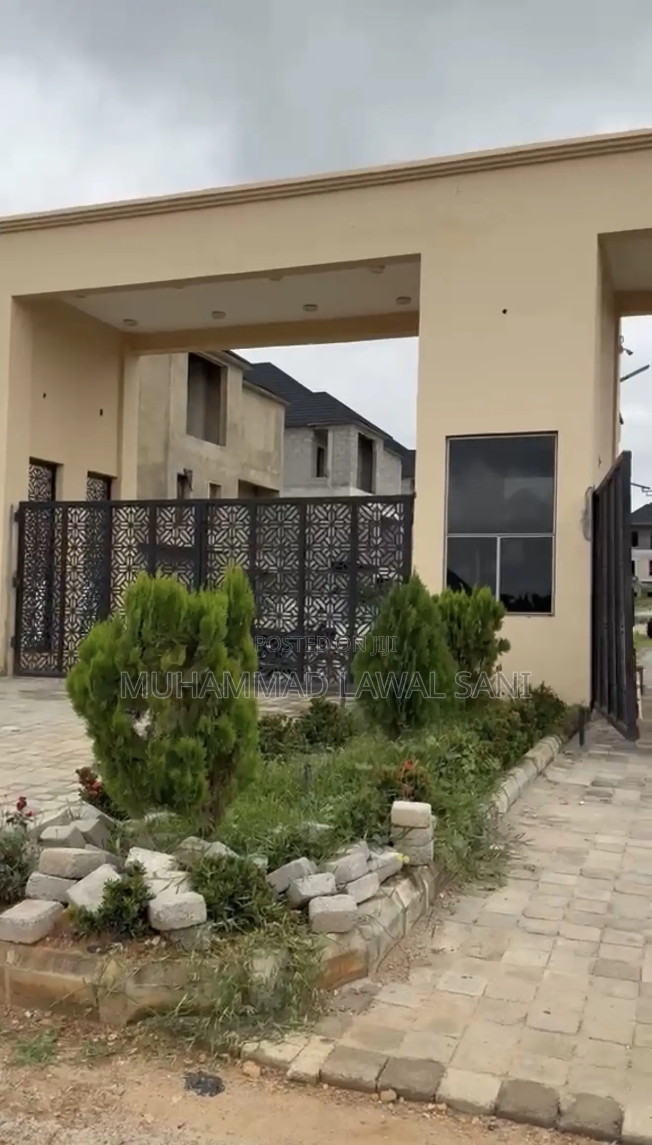 5bdrm Duplex in Fairholme Gardens, Karsana for sale in Karsana