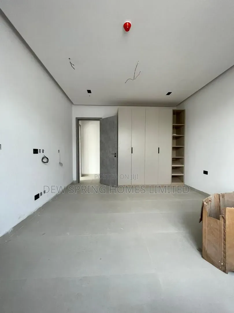 2bdrm Apartment in Lekki Phase 1 for sale in Lekki Phase 1