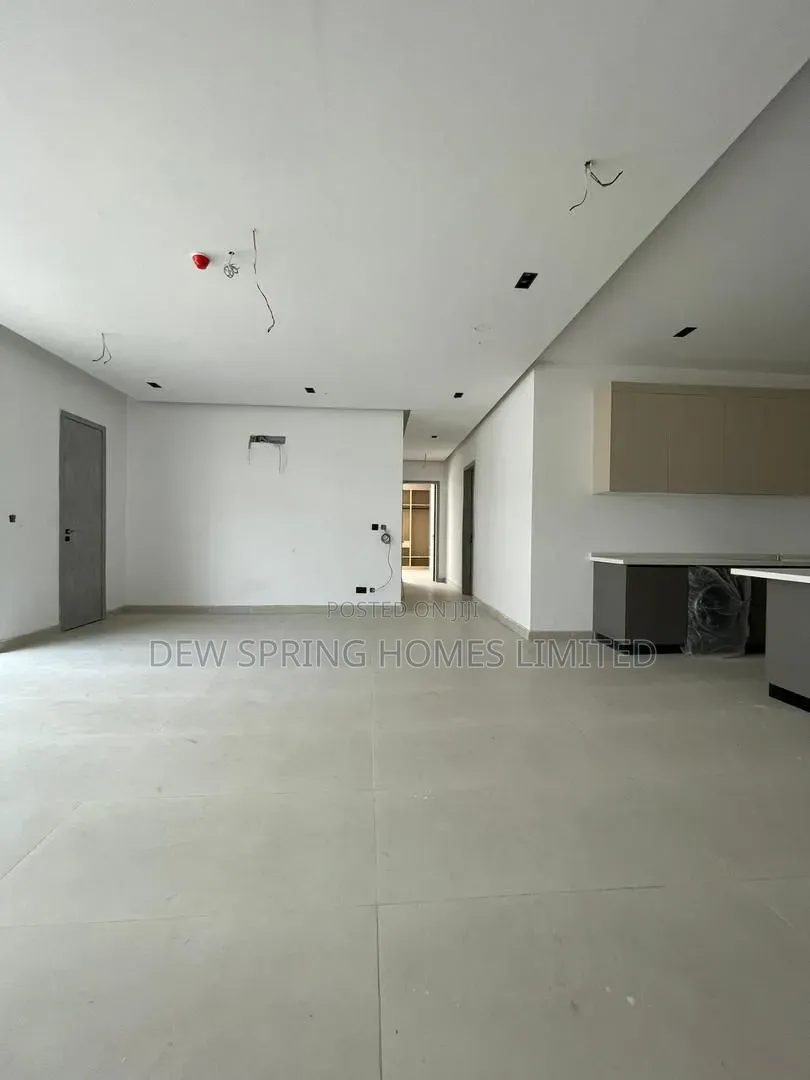 3bdrm Apartment in Lekki Phase 1 for sale in Lekki Phase 1