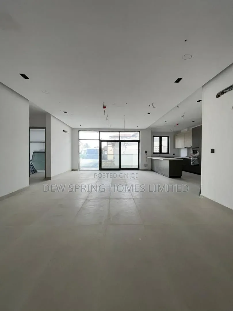 3bdrm Apartment in Lekki Phase 1 for sale in Lekki Phase 1