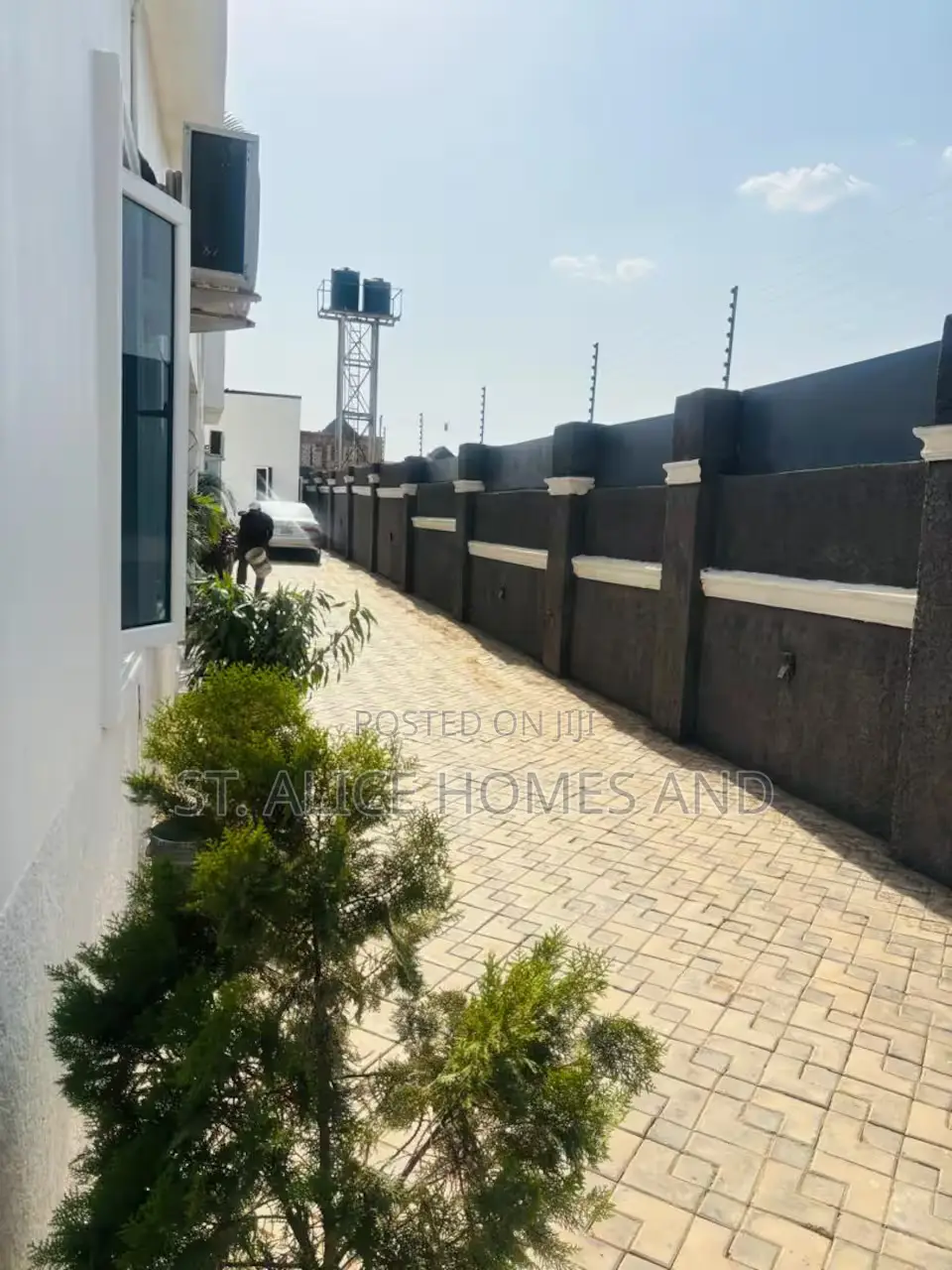 Madisonvillage Blue Stylish 2 Bedroom Apartment, Lugbe District, Abuja in Sabon Lugbe
