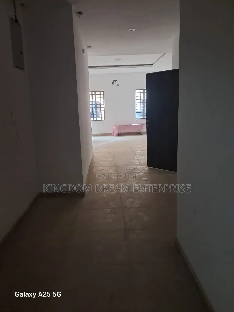 3bdrm Block of Flats in Ikeja Lagos, Mobolaji Bank Anthony Way for sale in Mobolaji Bank Anthony Way