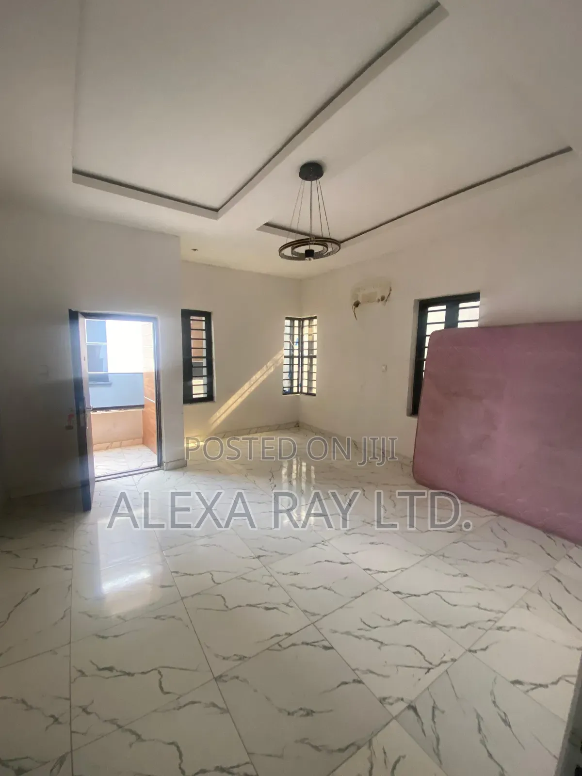 4bdrm Duplex in Ikota for sale in Ikota