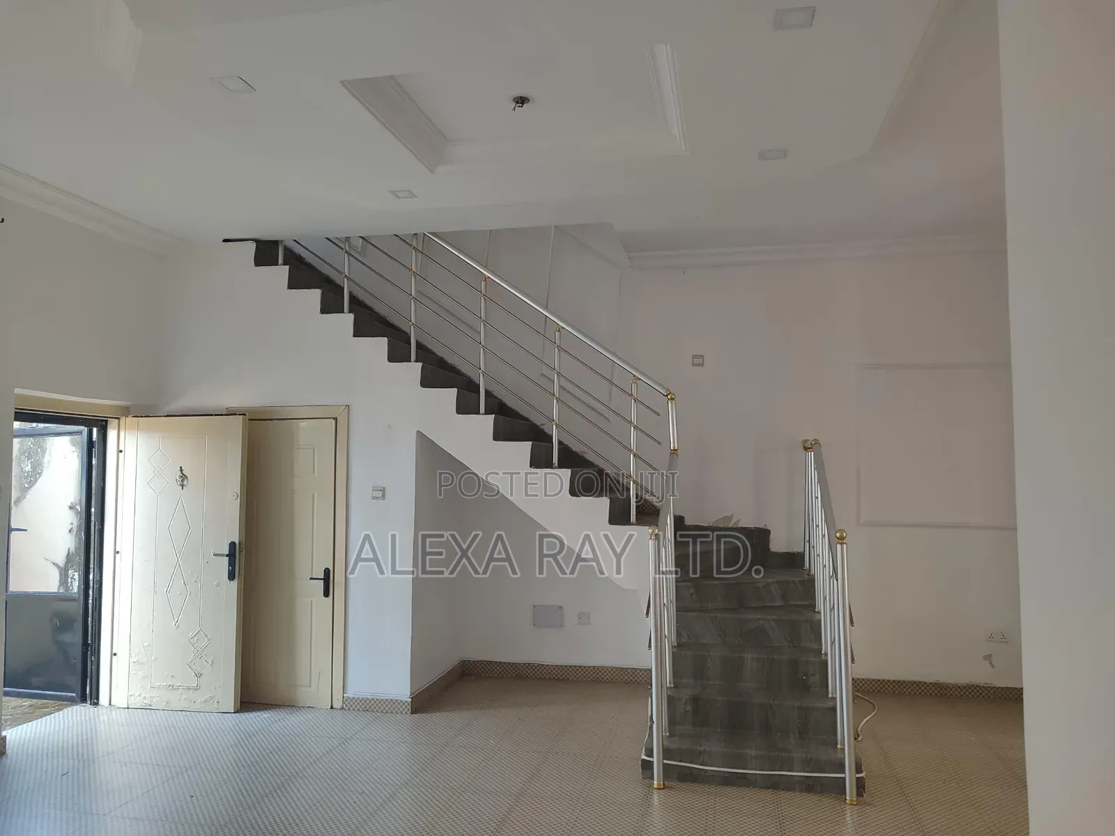3bdrm Duplex in Ikota for rent in Ikota
